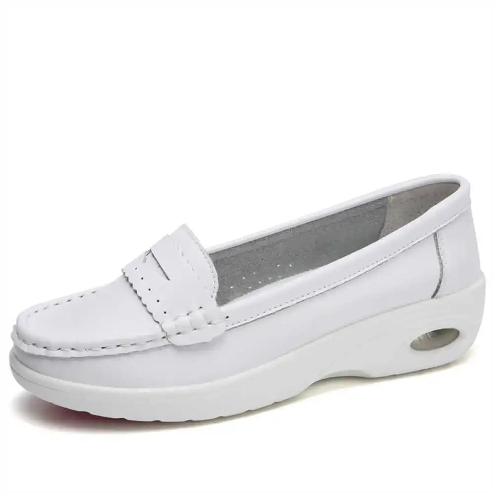 Thick Sole Slipon White Traine – обзор и цена Tech Office Wear Women