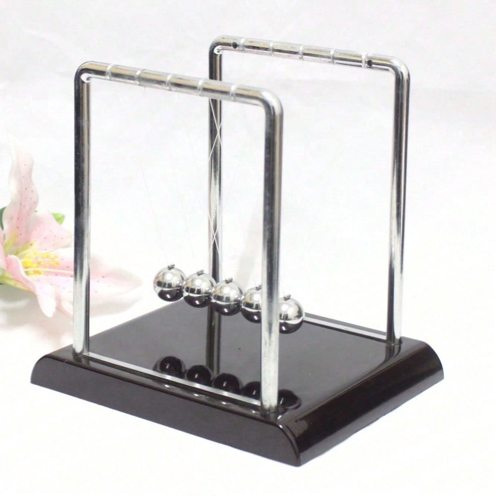 Black Metal Newton's Cradle Ba – обзор и цена Office Of Tech